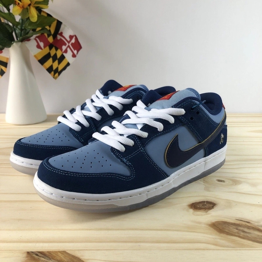 Nike SB Dunk Low 'Why So Sad?' US8.5 DX5549-400